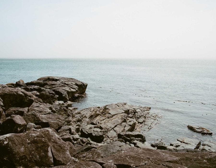 Anchor setting into a sandy seabed